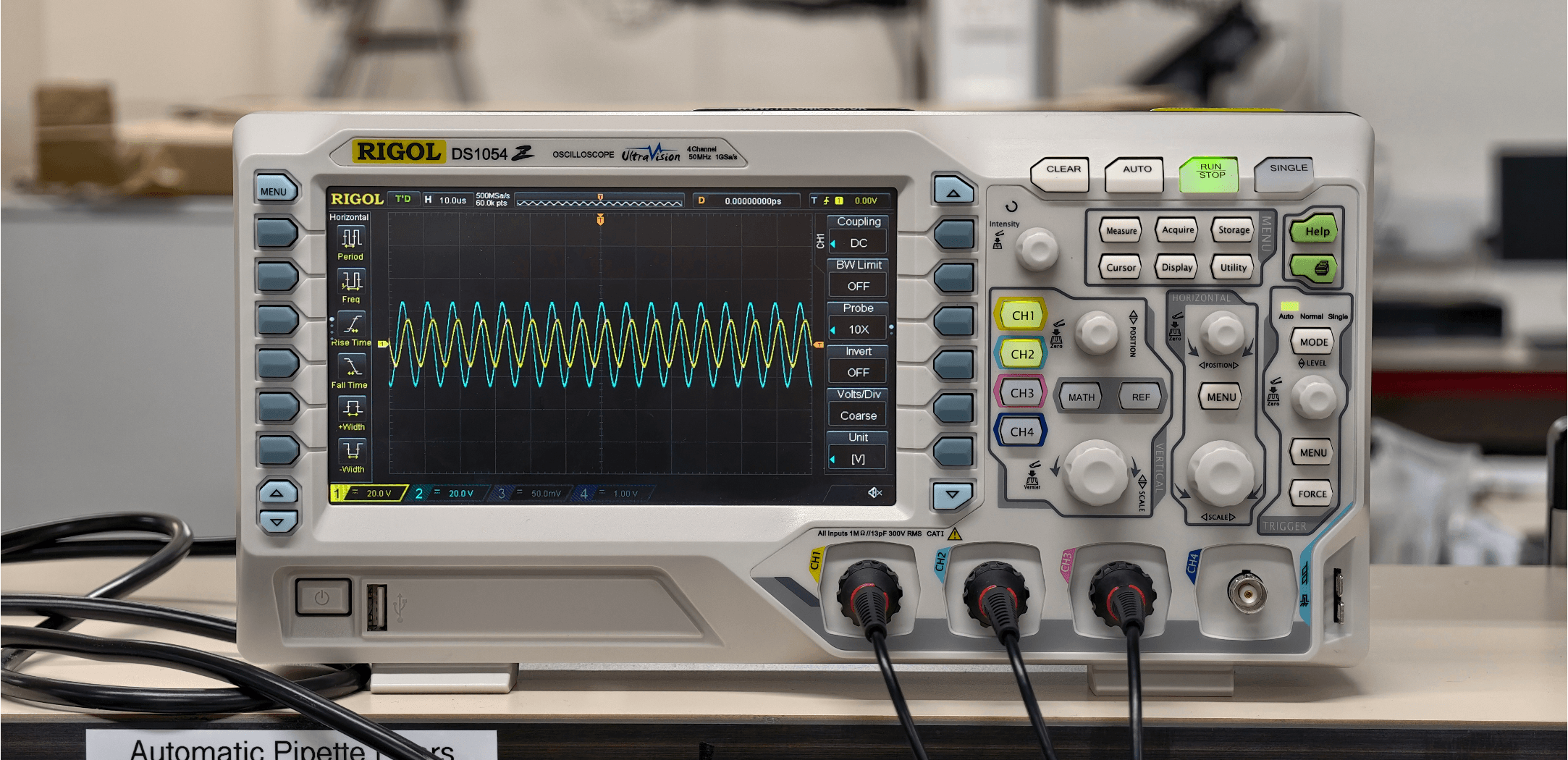 Rigol oscilloscope trace showing the transducer drive signal and response at resonance.